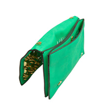 Load image into Gallery viewer, Premium Spike Studded Crossbody Flap Bag