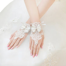 Load image into Gallery viewer, Short Lace Floral Rhinestone Bowknot Fingerless Wedding Party Bridal Gloves