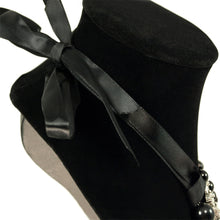 Load image into Gallery viewer, Elegant Pearl & Rhinestones w-Satin Ribbon Bib Statement Necklace