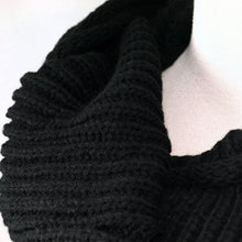 Load image into Gallery viewer, TrendsBlue Premium Winter Knit Warm Infinity Scarf