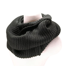 Load image into Gallery viewer, TrendsBlue Premium Winter Knit Warm Infinity Scarf