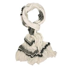 Load image into Gallery viewer, Premium Multi Striped Scarf