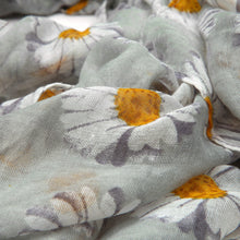 Load image into Gallery viewer, Premium Daisy Floral Fashion Scarf Wrap