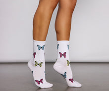 Load image into Gallery viewer, Women's 2-Pack Soft Cotton Butterfly Print Causal Crew Socks
