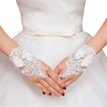 Load image into Gallery viewer, Short Lace Floral Rhinestone Bowknot Fingerless Wedding Party Bridal Gloves
